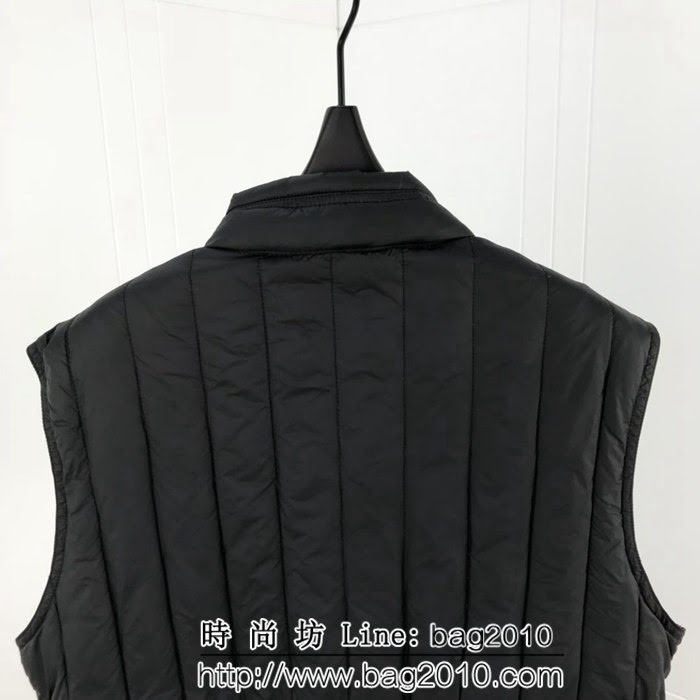 MONCLER蒙口 X Craig Green 18秋冬新款 背後大logo圖案 立領羽絨服外套 ydi1229